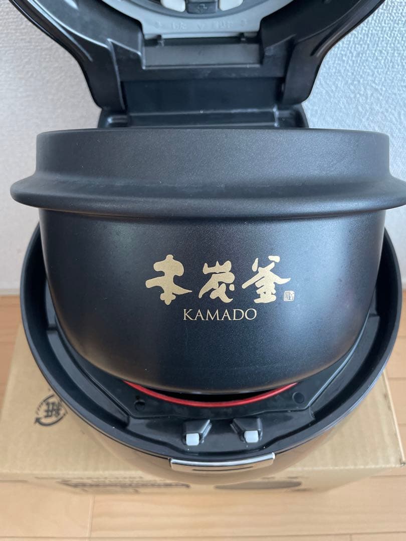 【美品】三菱炊飯器　本炭釜 5.5合NJ-AWB10-B ’22年製