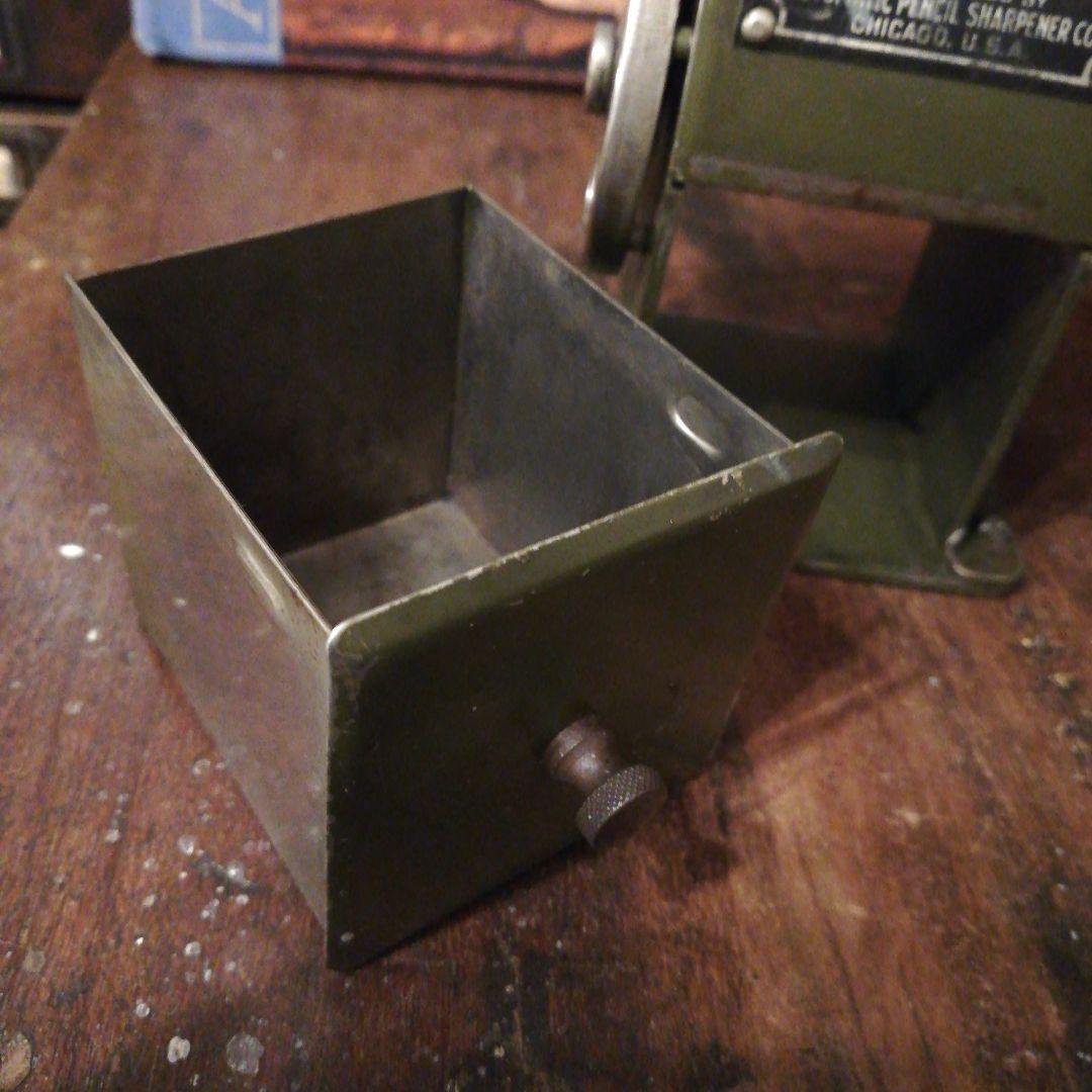 米国シカゴ アンティークWizerdウィザード鉛筆削り☆ステーショナリー文房具