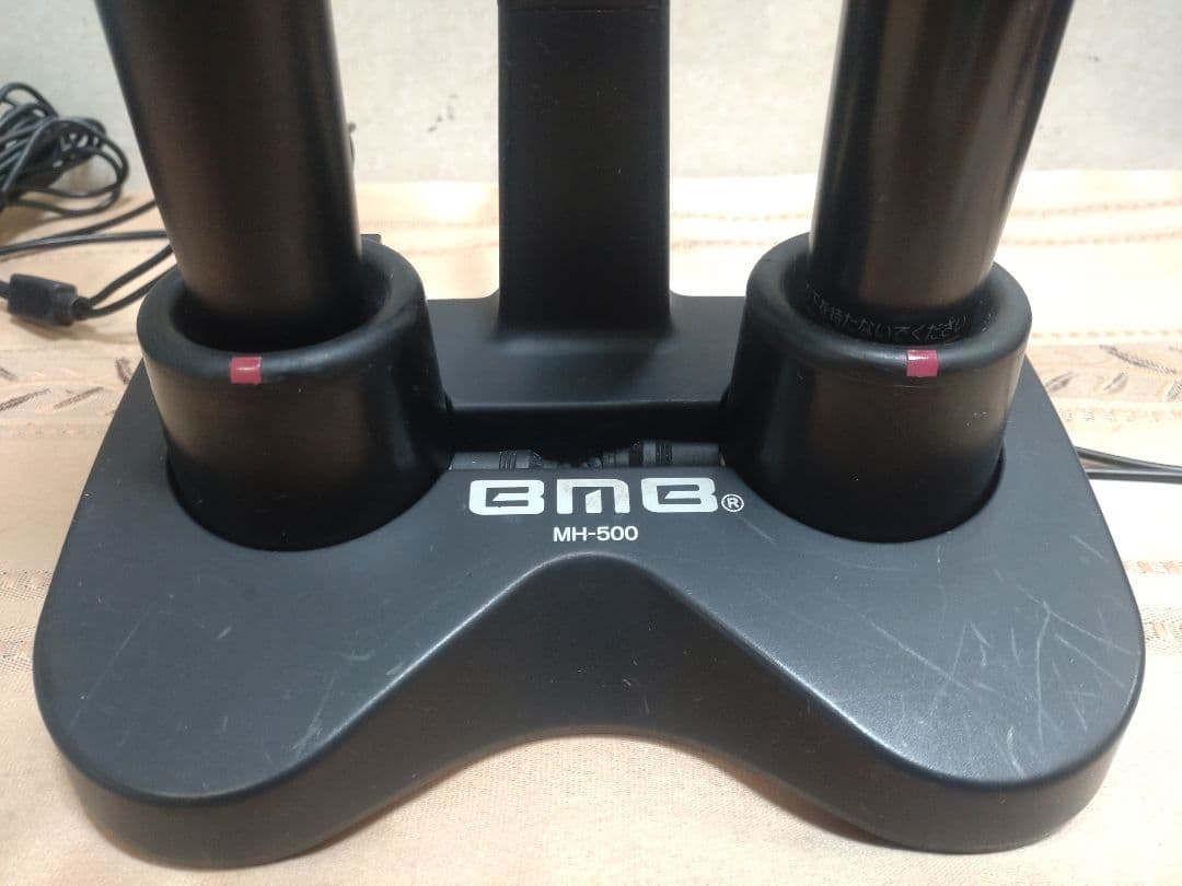 BmBマイク充電器