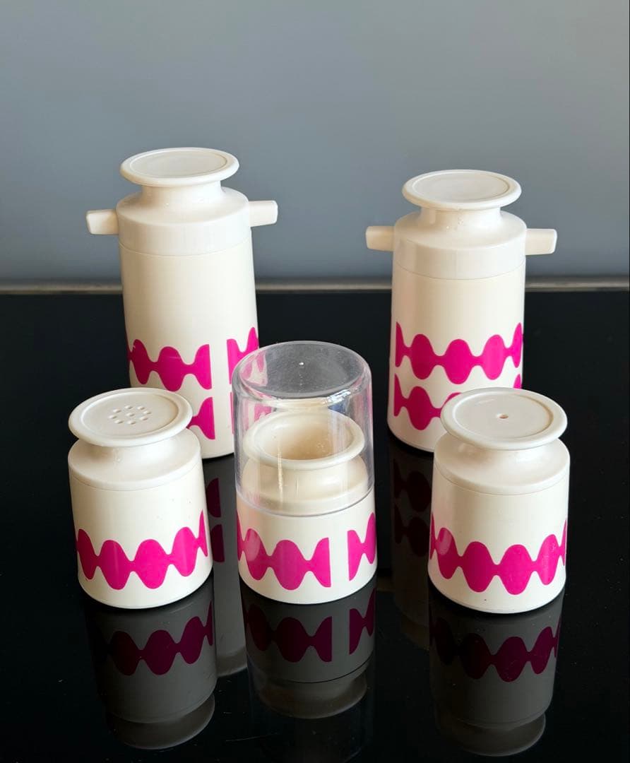 昭和レトロポップ　調味料ケース　カスターセット　調味料入れ　スペースエイジ　レア