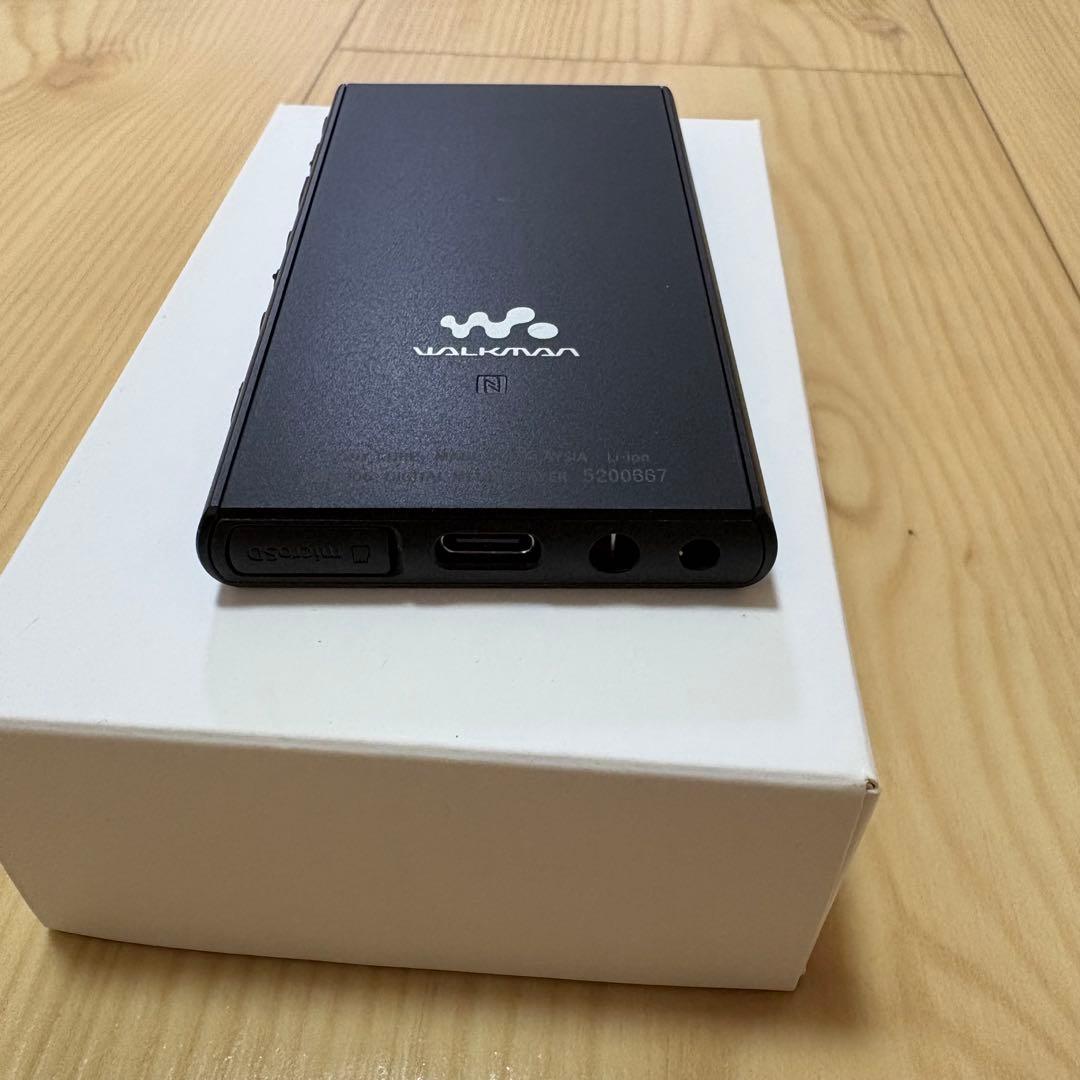 ソニーウォークマン32GB ブラック NW-A106-B 〈NWA106-BM〉