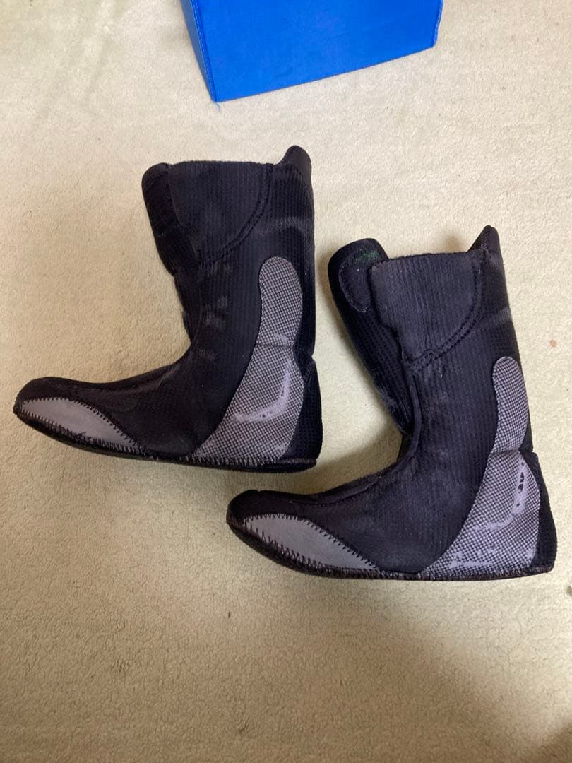 バートン　インペリアル　スノーボードブーツ ブラック ビブラムソール