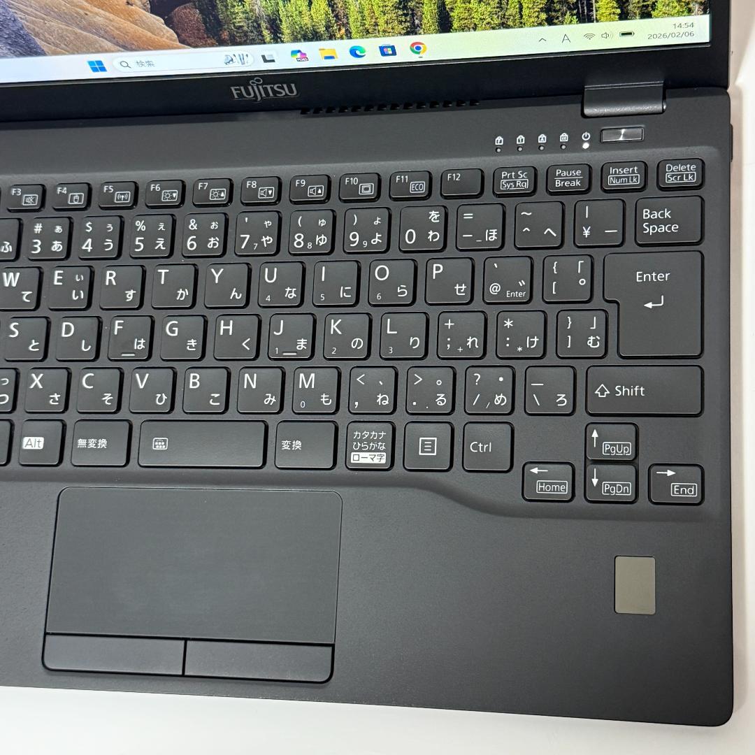 ★バッテリー良好★ 超軽量845g 第11世代Corei7 富士通 H53