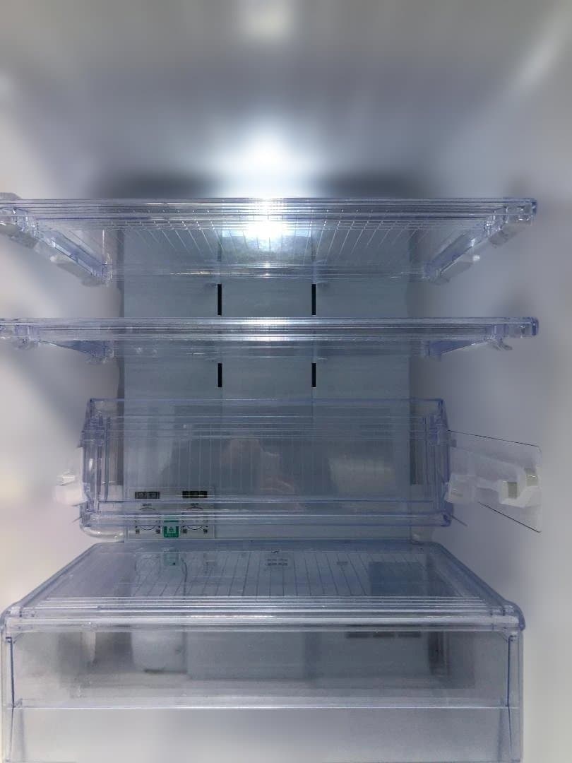 送料無料 美品 シャープ 冷蔵庫 2022年製 SJ-W356J 251123