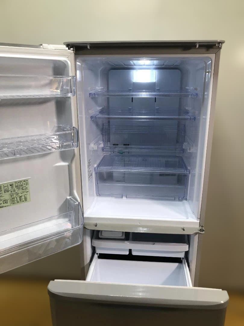 送料無料 美品 シャープ 冷蔵庫 2022年製 SJ-W356J 251123
