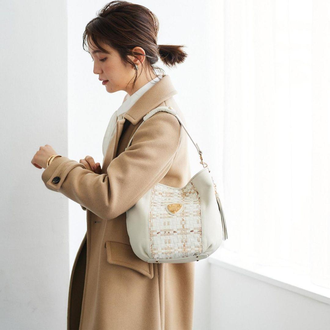 【良品】ATAO　❤️キャンディ・ルーク❤️　アイボリー　✳️保存袋無し