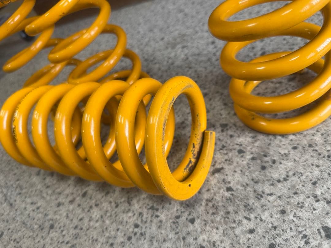 OHLINS 直巻スプリング　ID65 自由長200