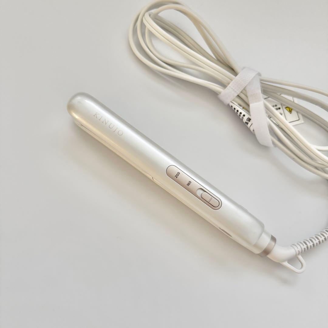 【美品】KINUJO 海外対応 ミニアイロン ドゥー MINI IRON