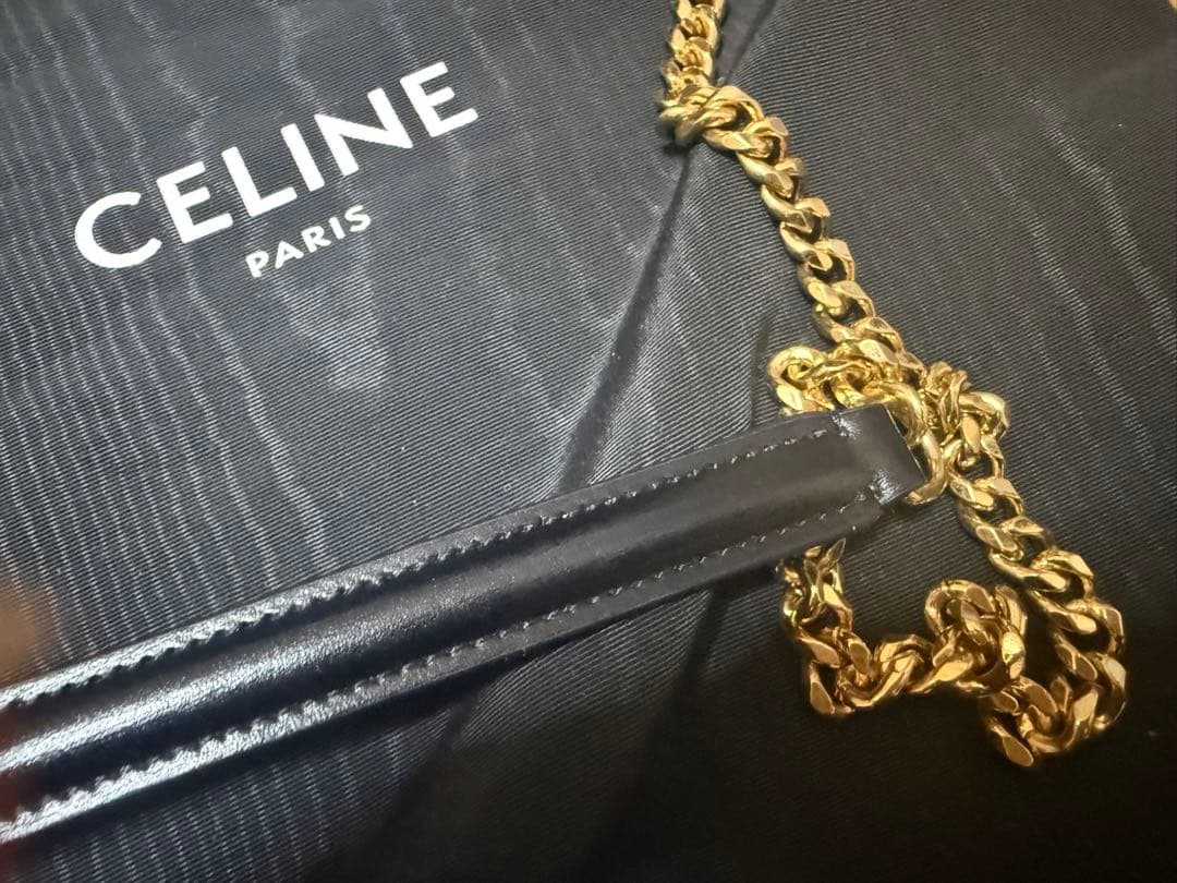 LINE セリーヌ トリオンフ チェーンウォレット ブラック 黒