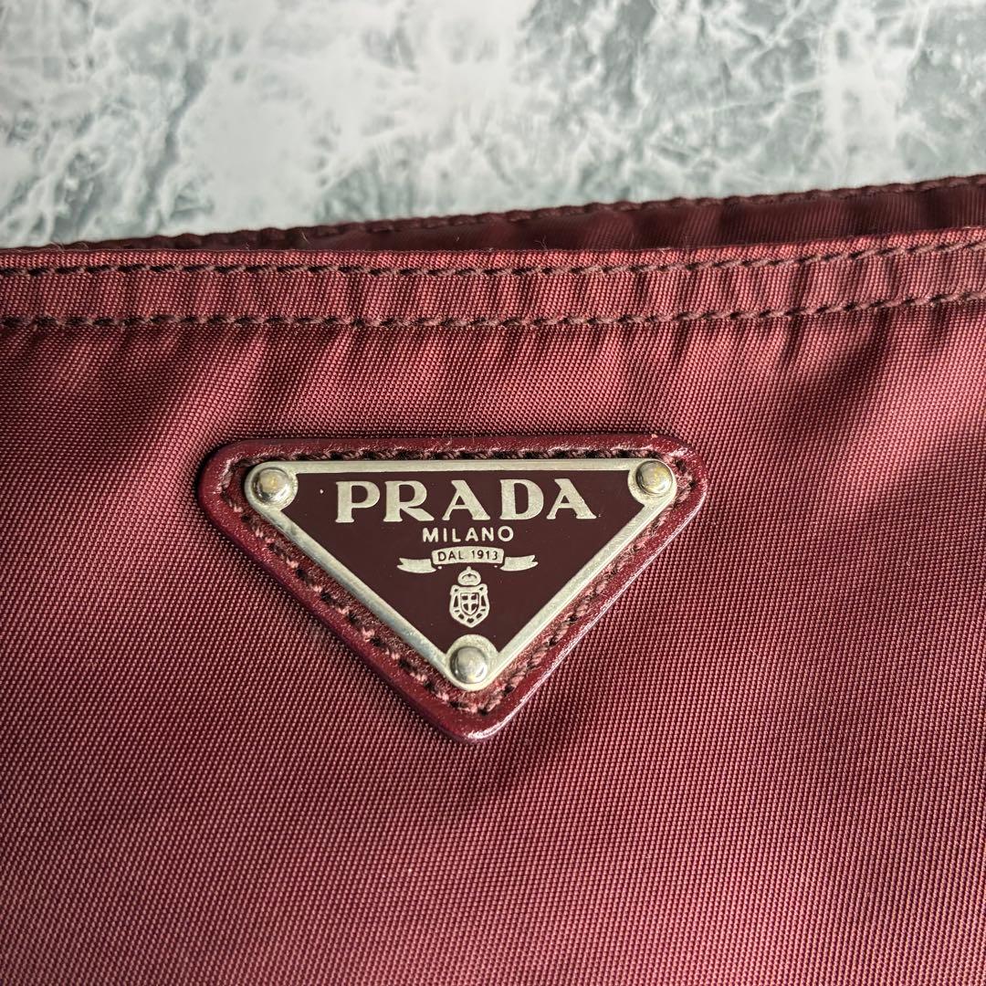 ✨PRADA✨　プラダ　ショルダーバッグ　メッセンジャーバッグ　ナイロン