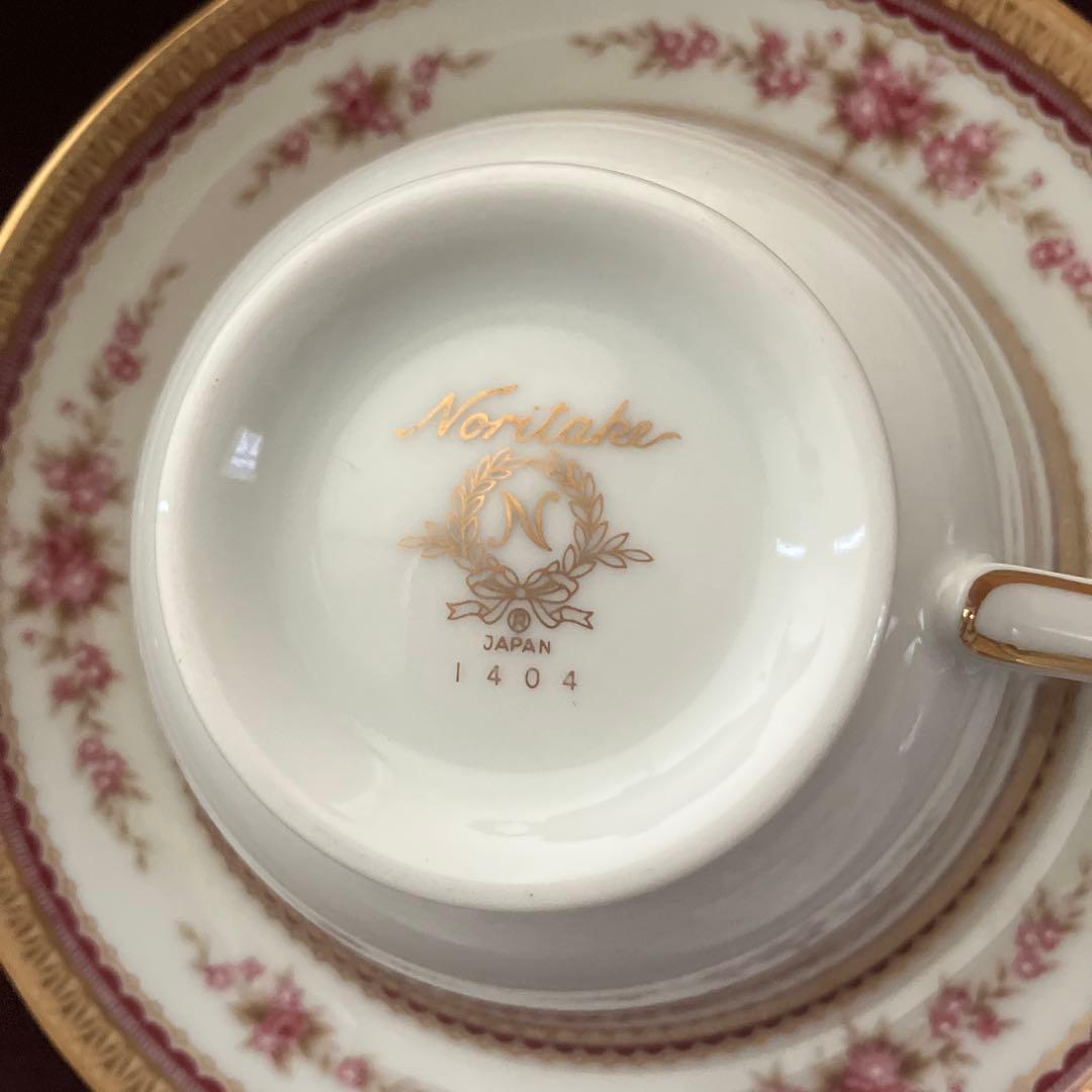 値下げしました。美品ノリタケの花柄デザイン食器セット5人分