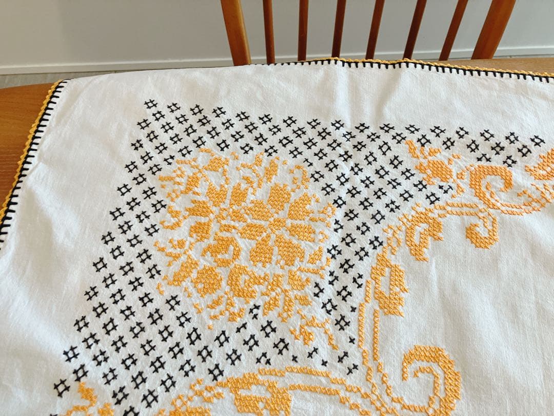 ドイツ製 アンティーク 手縫い テーブルクロス ユーロ アーコール