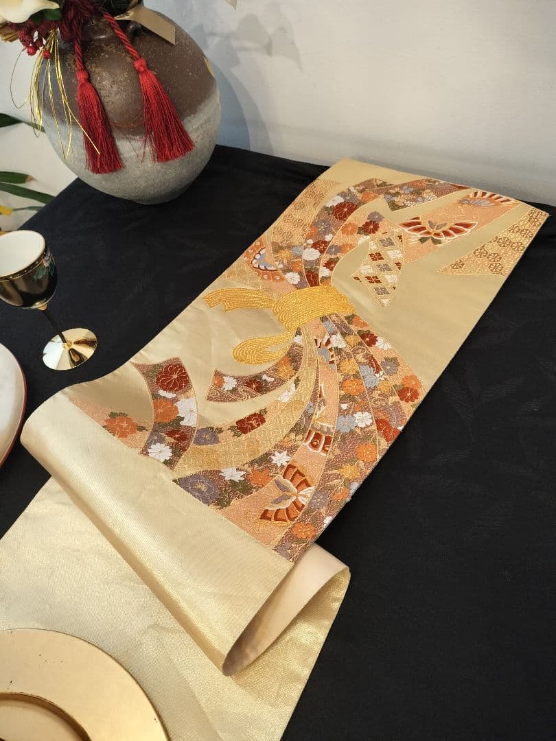 A929逸品‼️全通箔‼️組紐リボン‼️ひな祭り‼️テーブルランナー2m24cm
