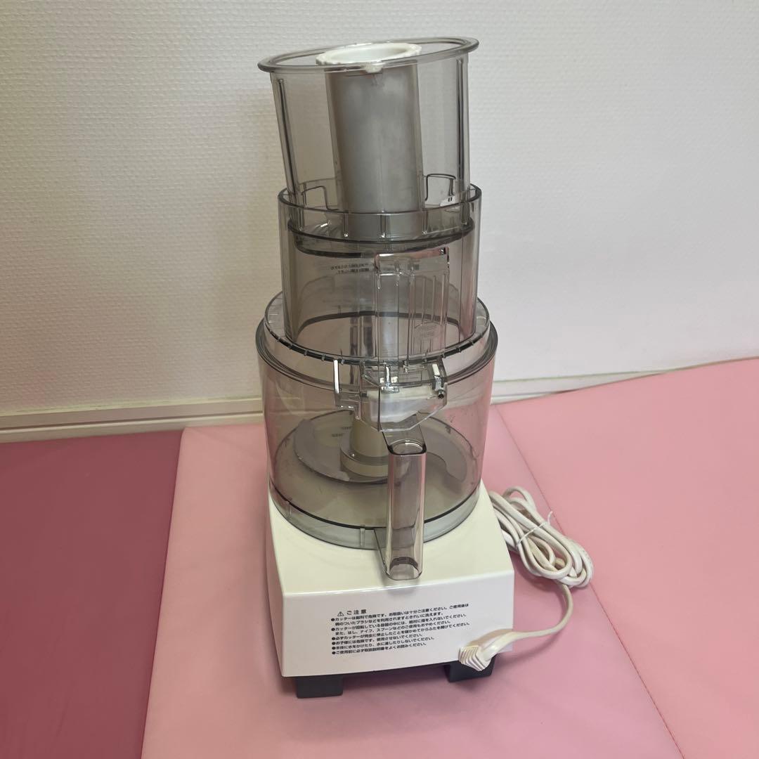 クイジナート フードプロセッサー DLC-８PLUS II 2.3L