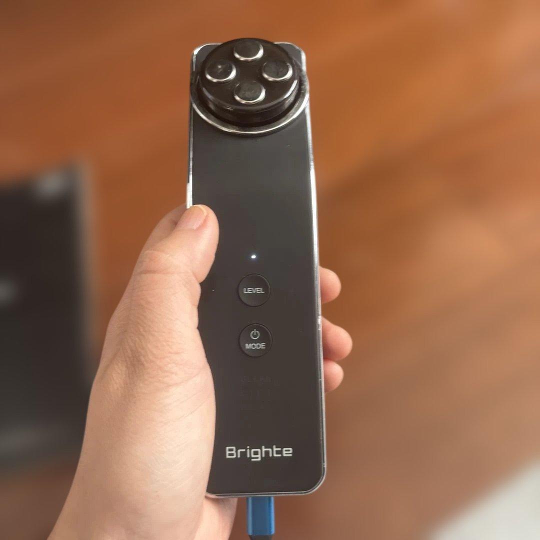 Brighte ELEKILIFT エレキリフト 美顔器