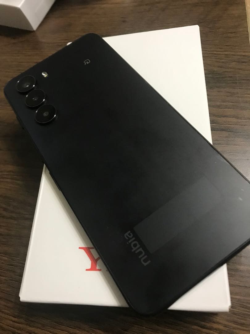 t*o様 nubiaS 5G ブラック　美品