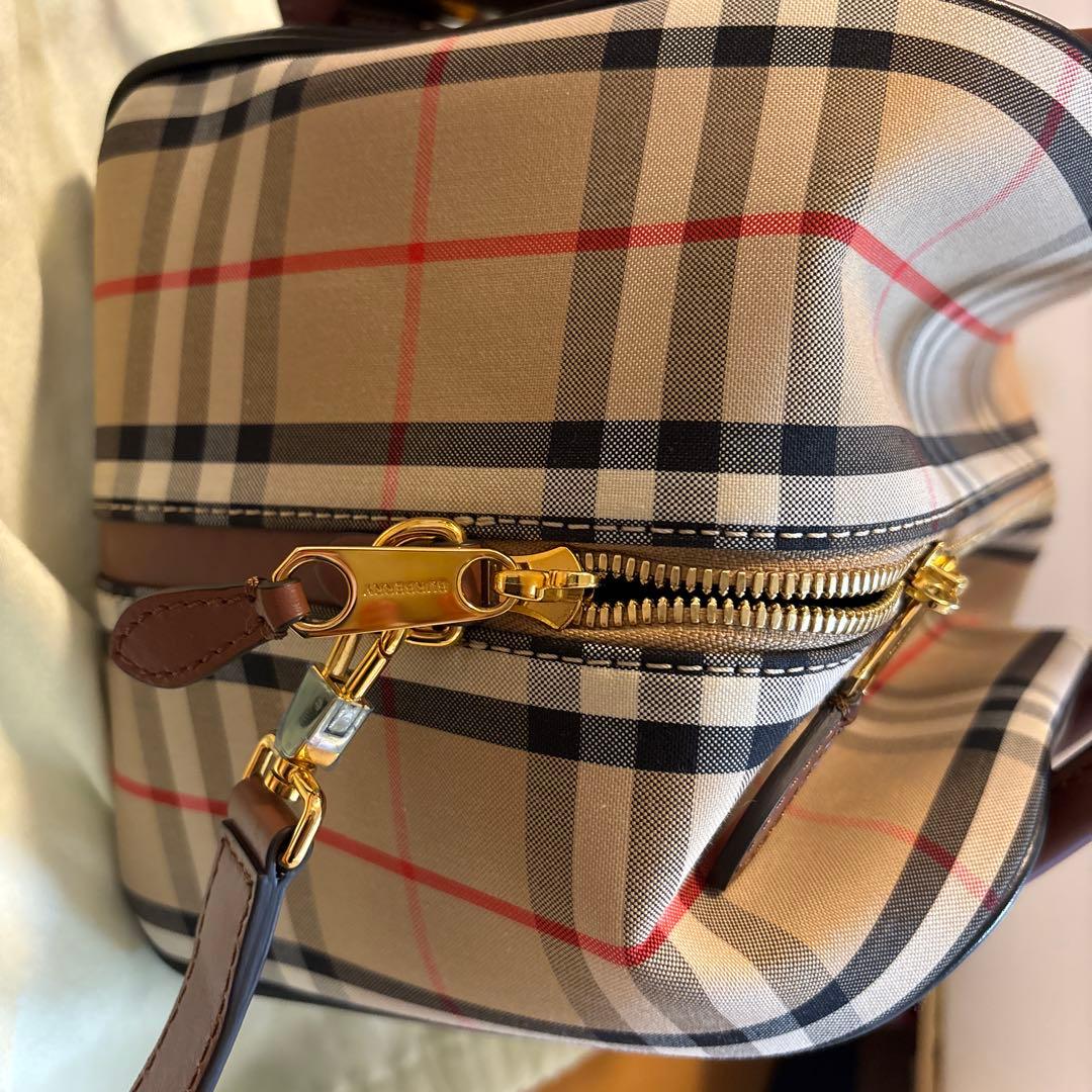 BURBERRY キューブバッグ