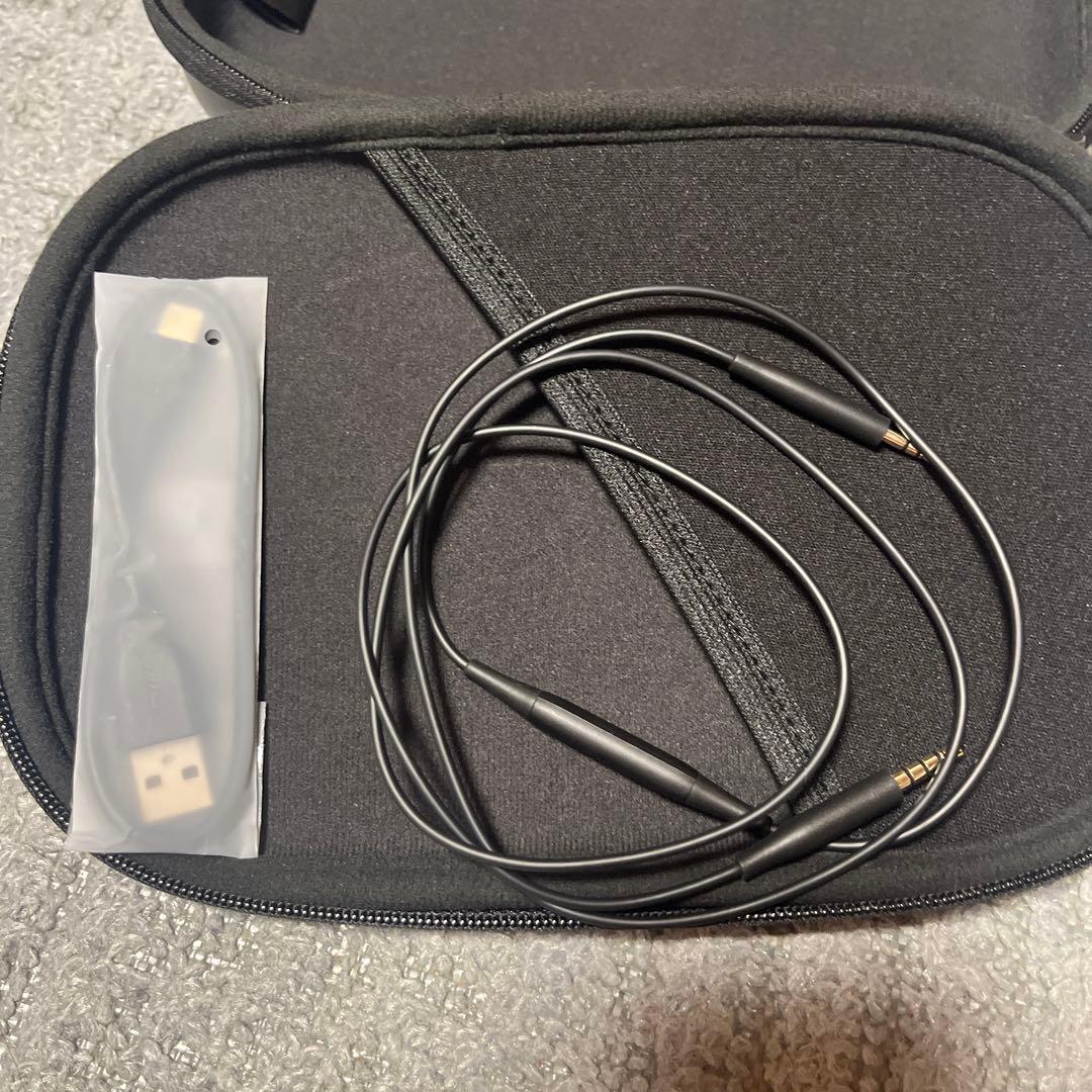 f*ん様 Bose QuietComfort Headphones　ワイヤレスヘ