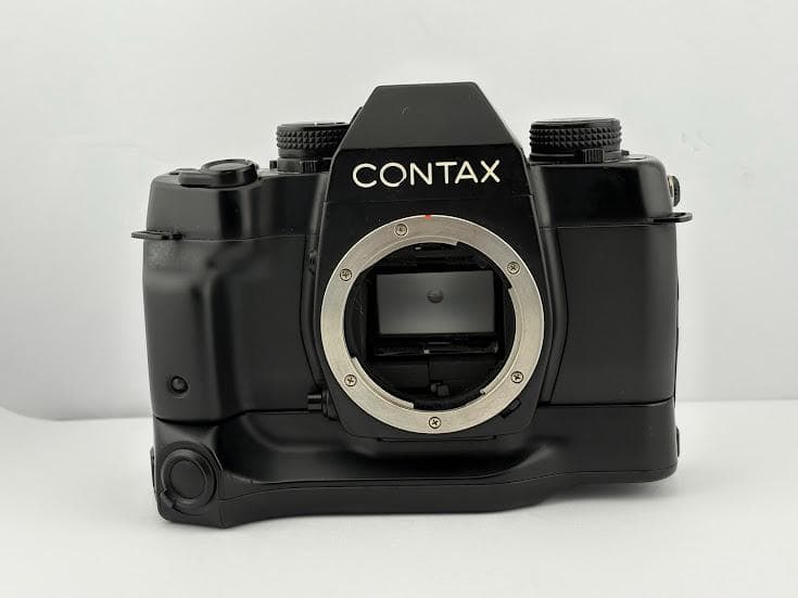 ★美品 訳アリ★コンタックス ST ボディ / バッテリーホルダー p-7