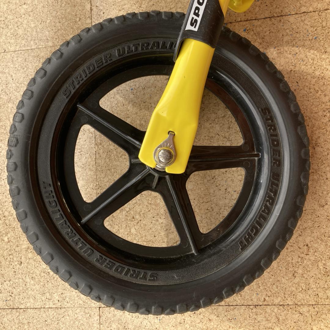 STRIDER sport スポーツ 12インチ 黄色 ストライダー