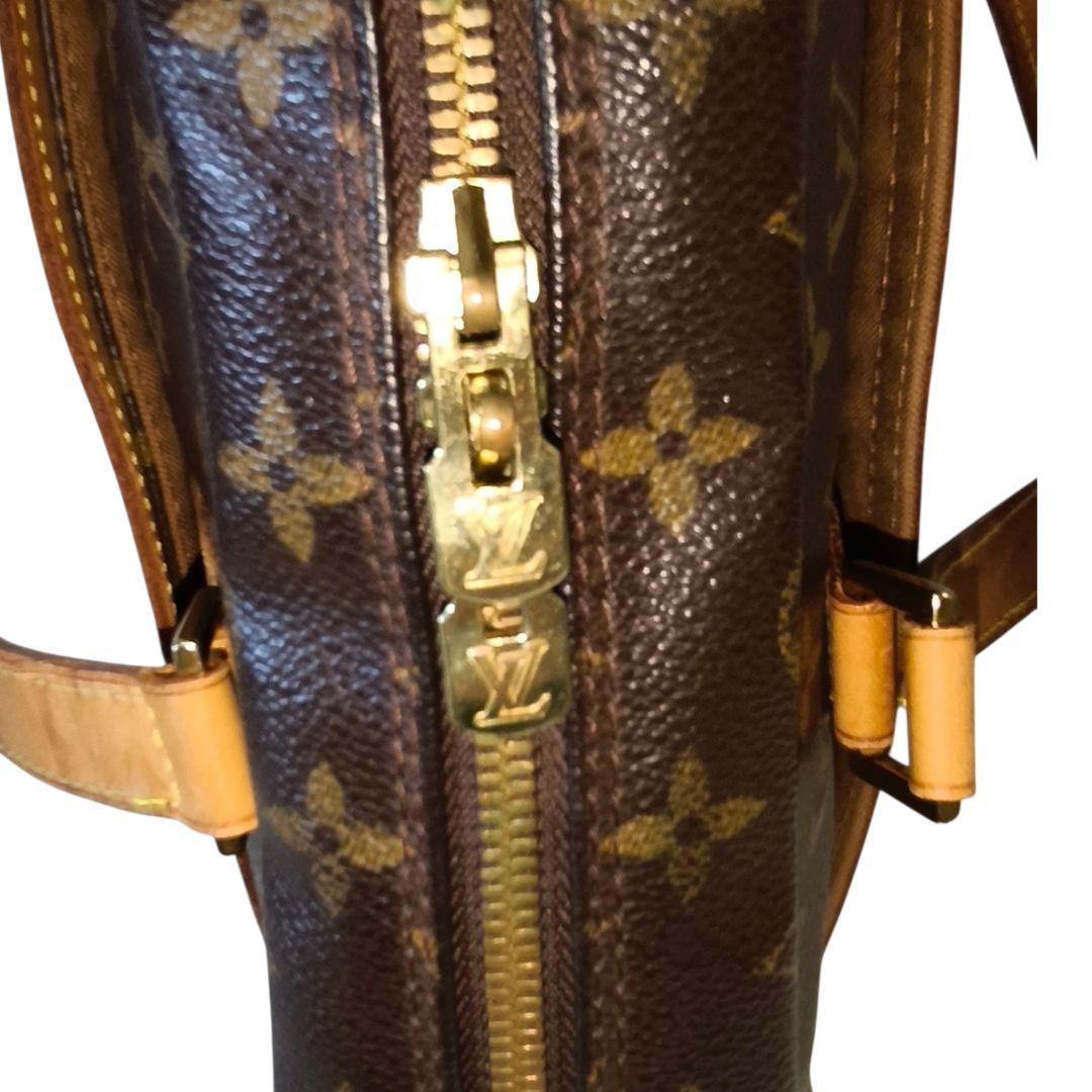 LOUIS VUITTONルイヴィトン モノグラム ポルトドキュマン ビジネス