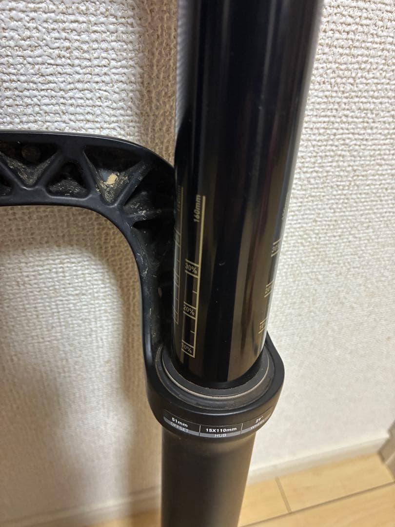ROCKSHOX Lyrik 160mm 29インチ　ブースト規格