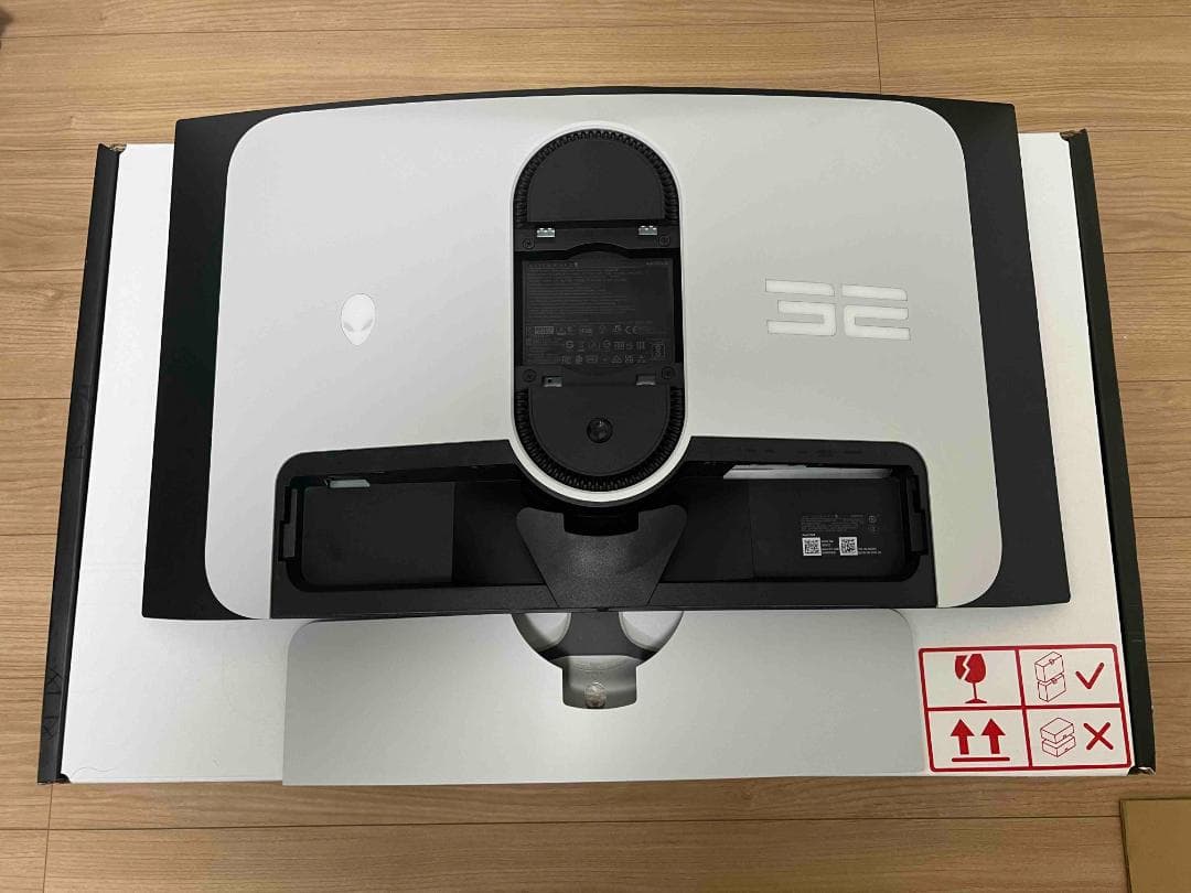 ディスプレイ・モニター本体 DELL Alienware 32 4K QD-OLED - AW3225QF