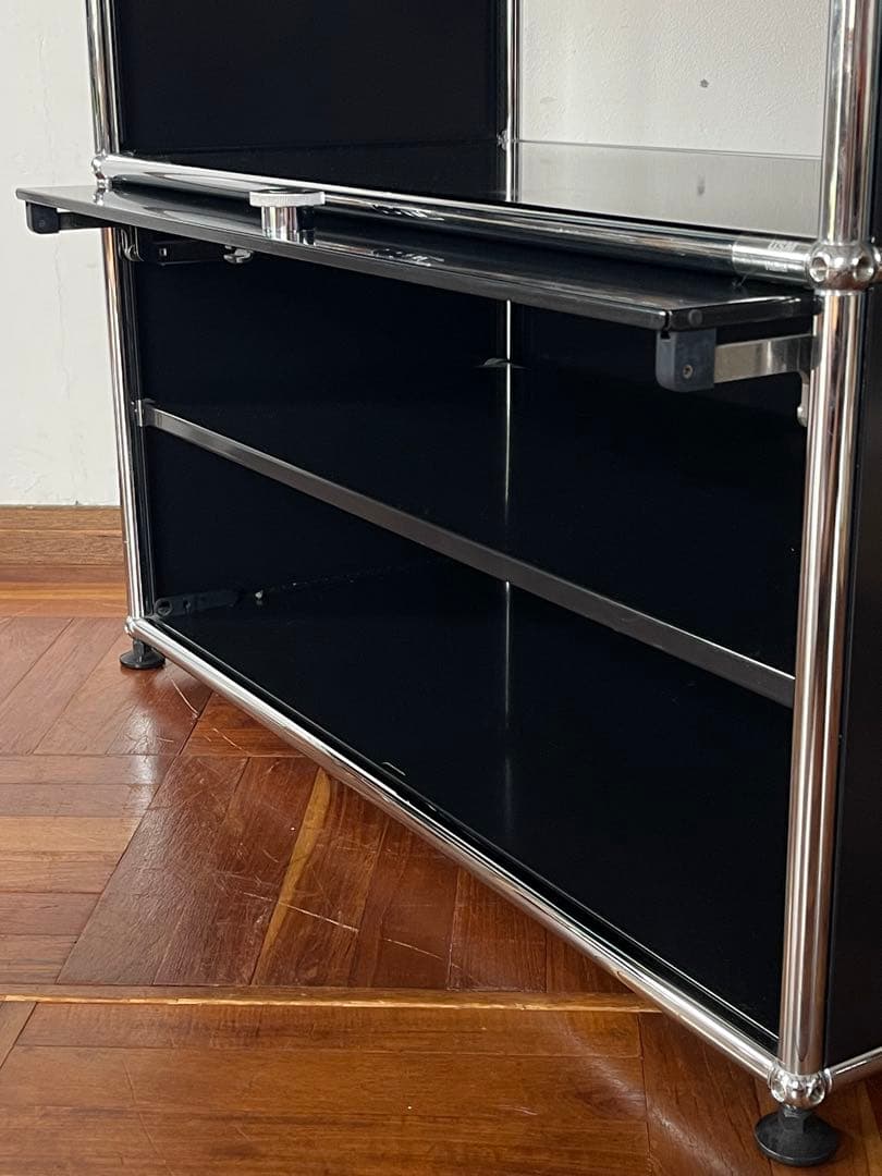 USM ハラー 1列 2段 フリップアップ ドア キャビネット ブラック