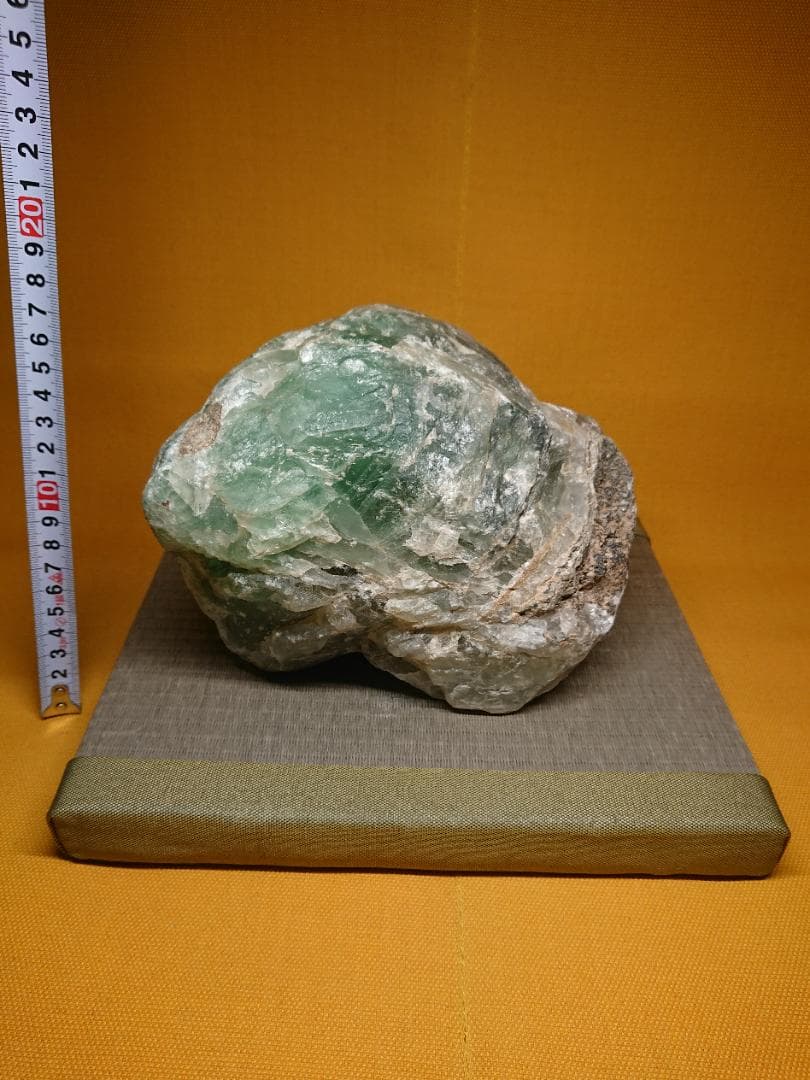 天然石　フローライト　原石　6kg　置物　インテリア　工芸品　美術品　A2850