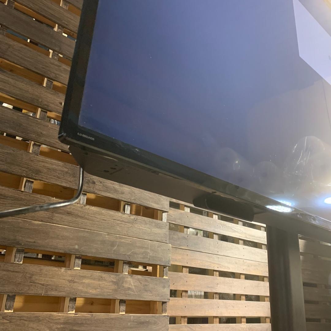 J666 アイリスオーヤマ ４K 液晶ディスプレイ ILD-B65UHDS-B