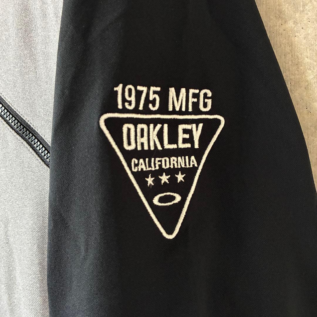 OAKLEY ゴルフウェア ジャケット ブルゾン ジップ 刺繍 グレー 2XL