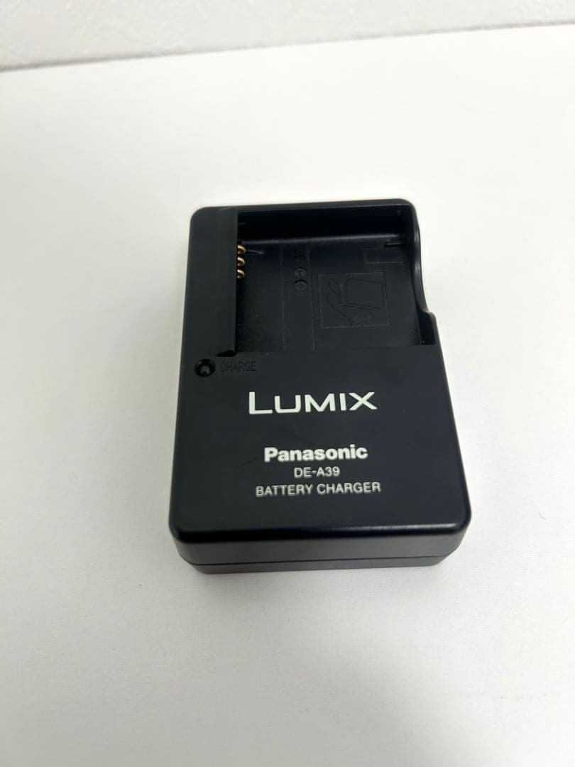 【人気色】Panasonic パナソニック LUMIX DMC-FS3