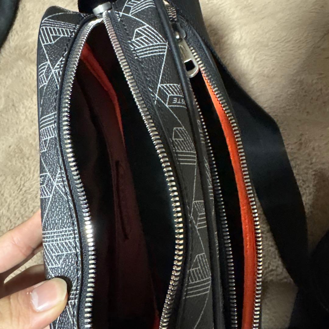 ラコステショルダーバッグ