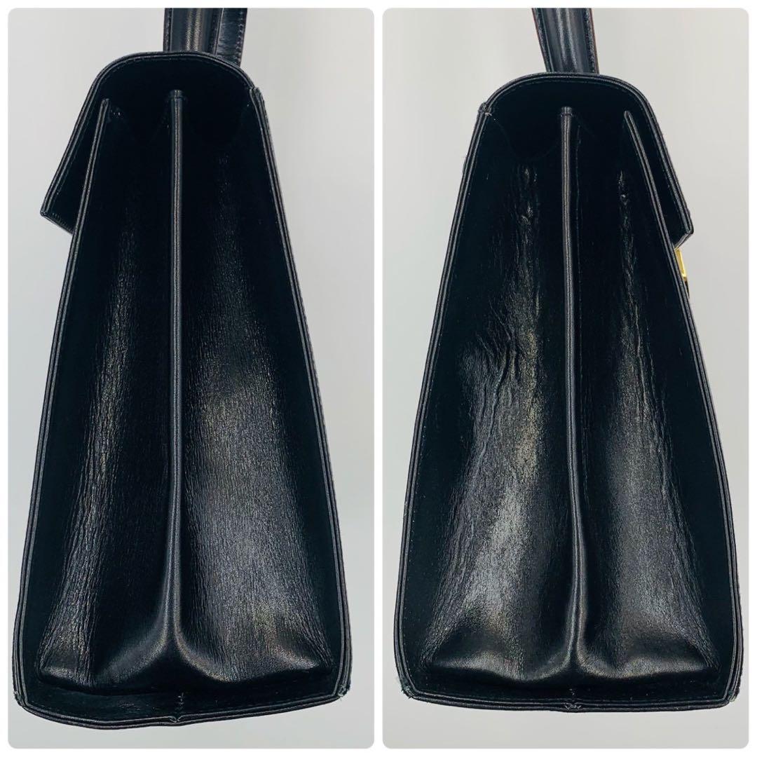 美品✨サルヴァトーレフェラガモ ハンドバッグ ガンチーニ 本革レザー ブラック