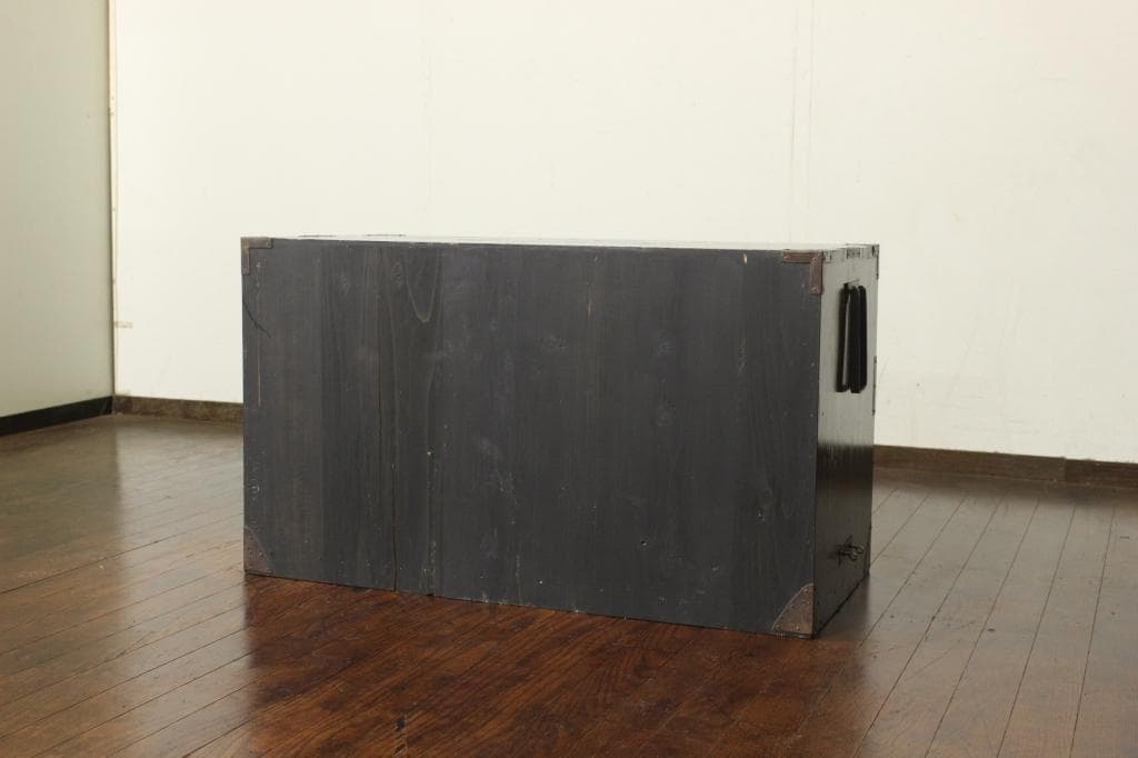 欅共縁！蝶覆輪！時代箪笥・四杯！和家具サイドボード古家具和モダンローチェスト古布