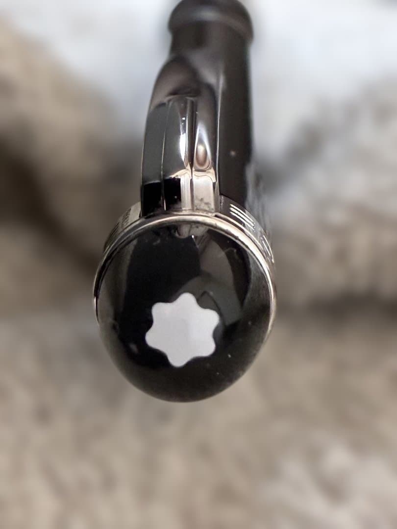 ◾️美品◾️モンブランスターウォーカーボールペン◾️ミッドナイトブラック◾️新品リフィル