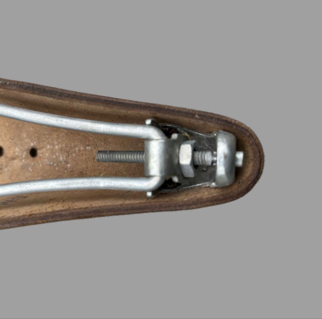 【希少】IDEALE No.27 イデアル 本革サドル フランス製 ヴィンテージ