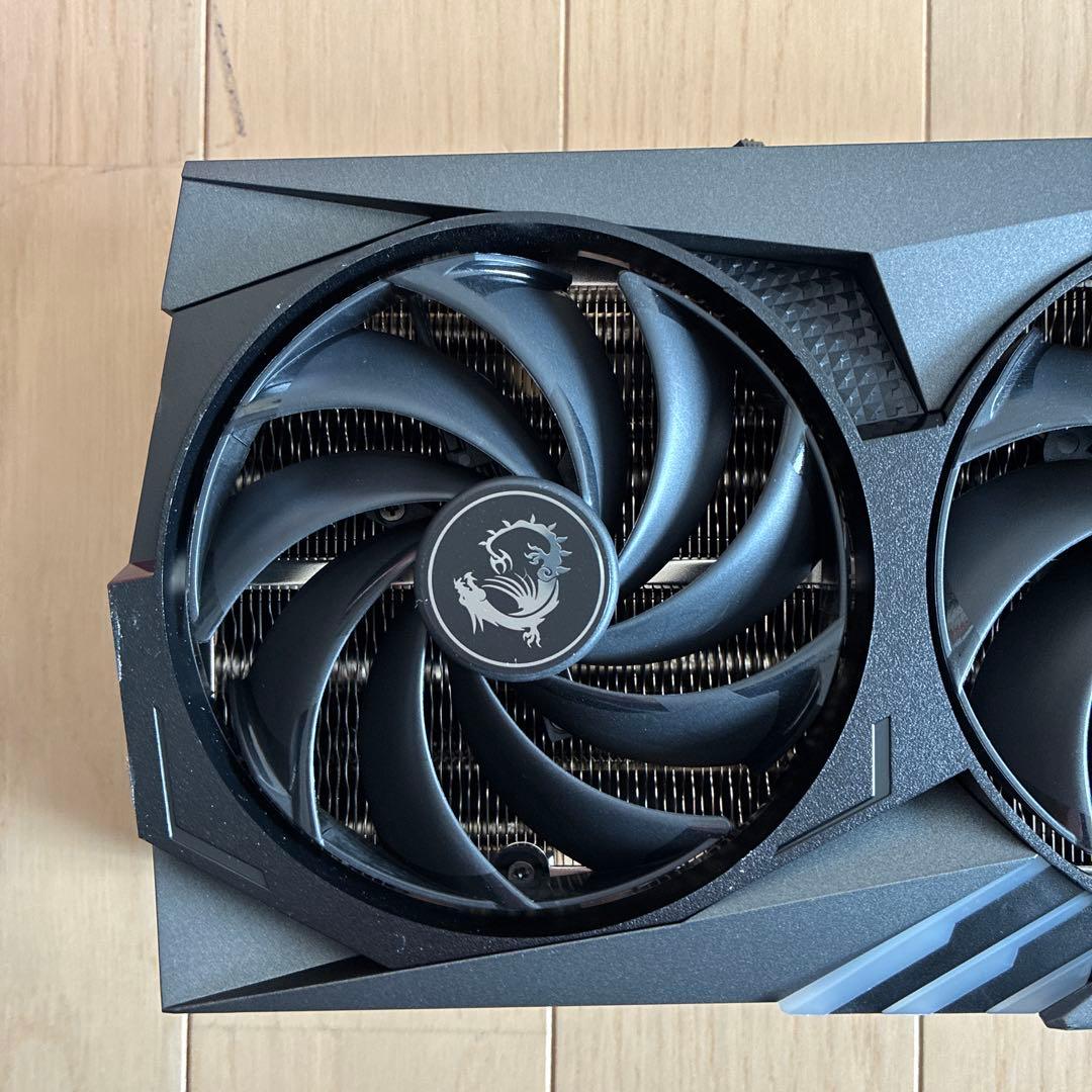 MSI RTX 4090 ヒートシンク　ファン　バックプレート　LED