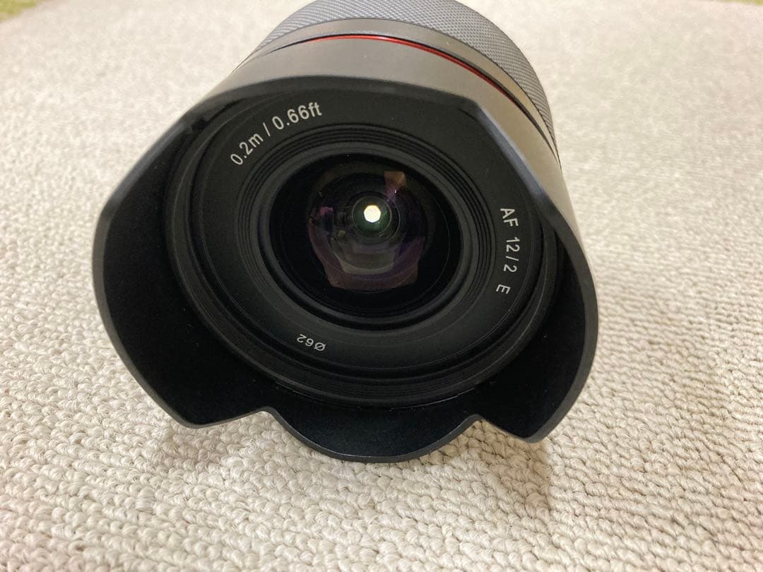 SAMYANG AF 12mm F2 Eマウントレンズ