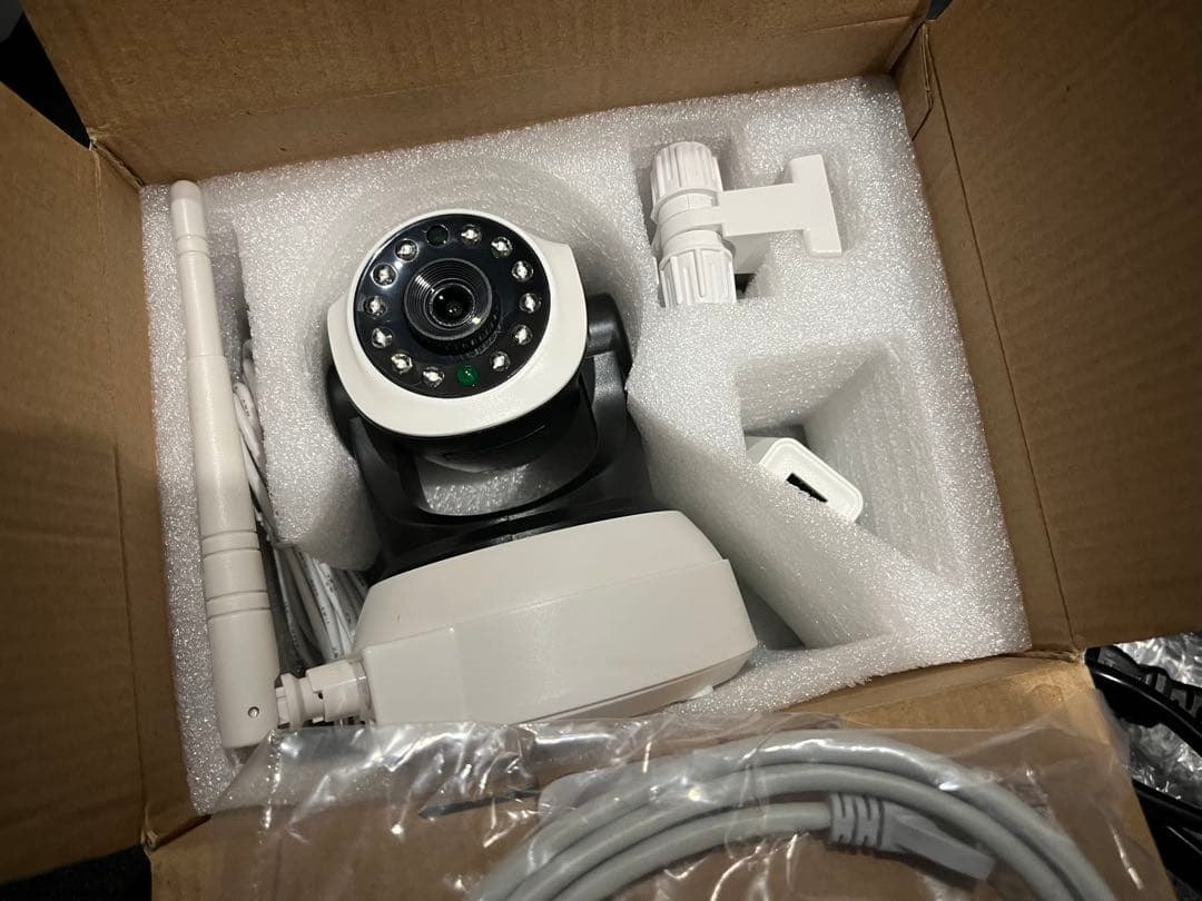 防犯カメラ 録画機 NVR PoEカメラ 有線 LANケーブル GENBOLT