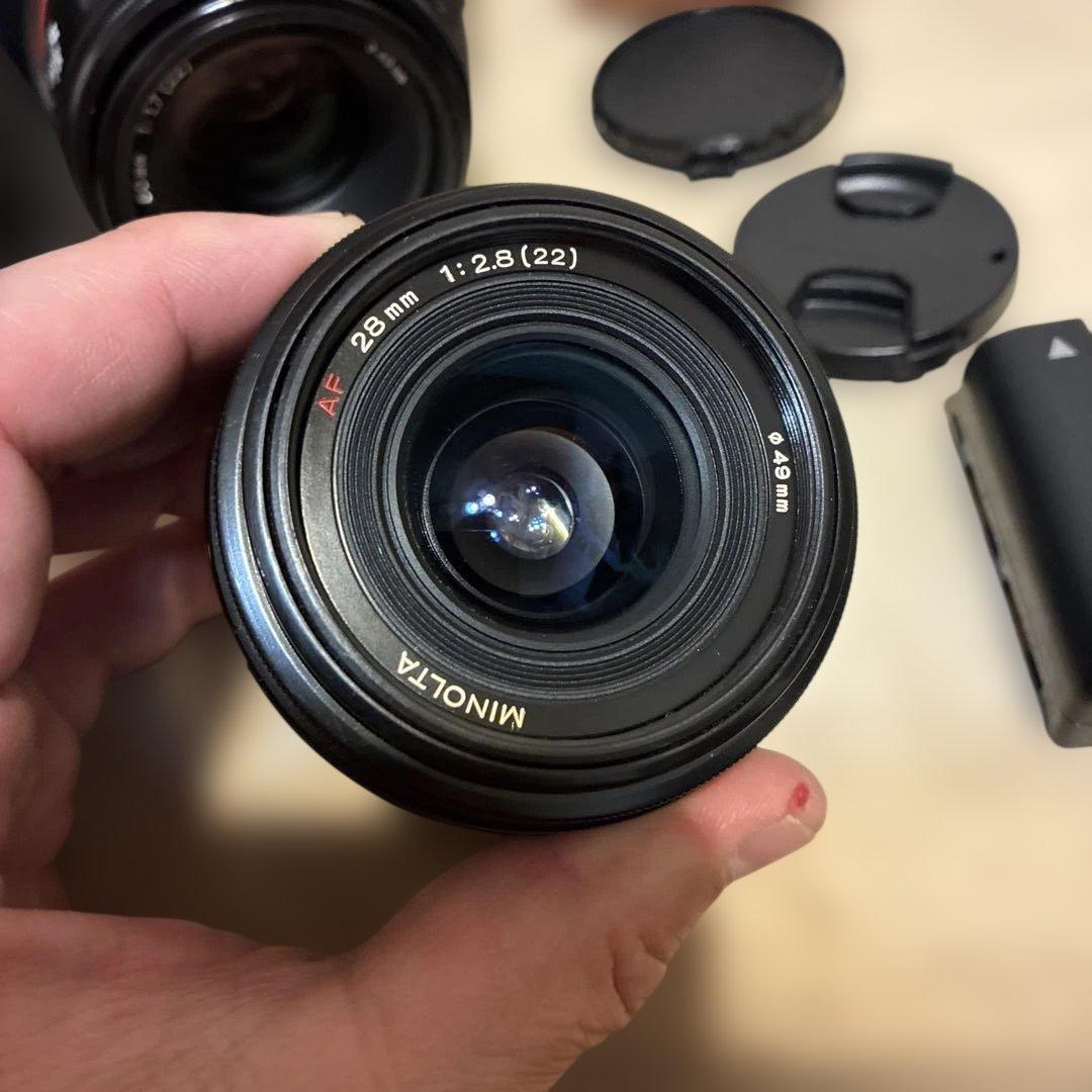 Sony α200 AF 28mm F2.8 AF 50mm F1.7