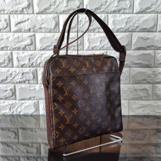 ルイヴィトン モノグラム トロターボブール ショルダーバッグ 難あり