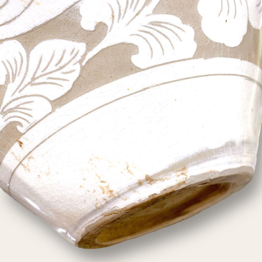 中国 磁州窯 白釉 剔花卉文　骨董品　アンティーク　花瓶　古美術