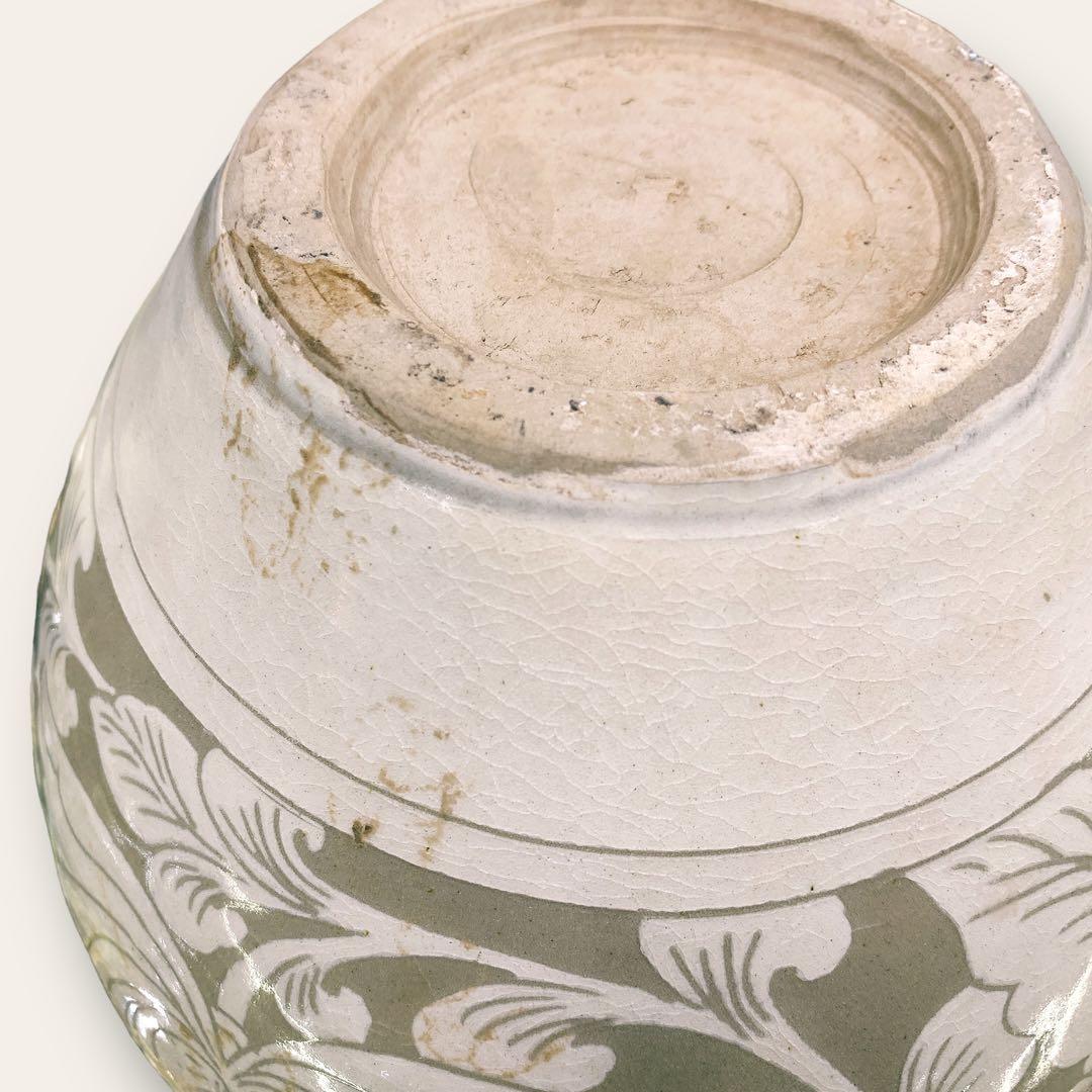 中国 磁州窯 白釉 剔花卉文　骨董品　アンティーク　花瓶　古美術