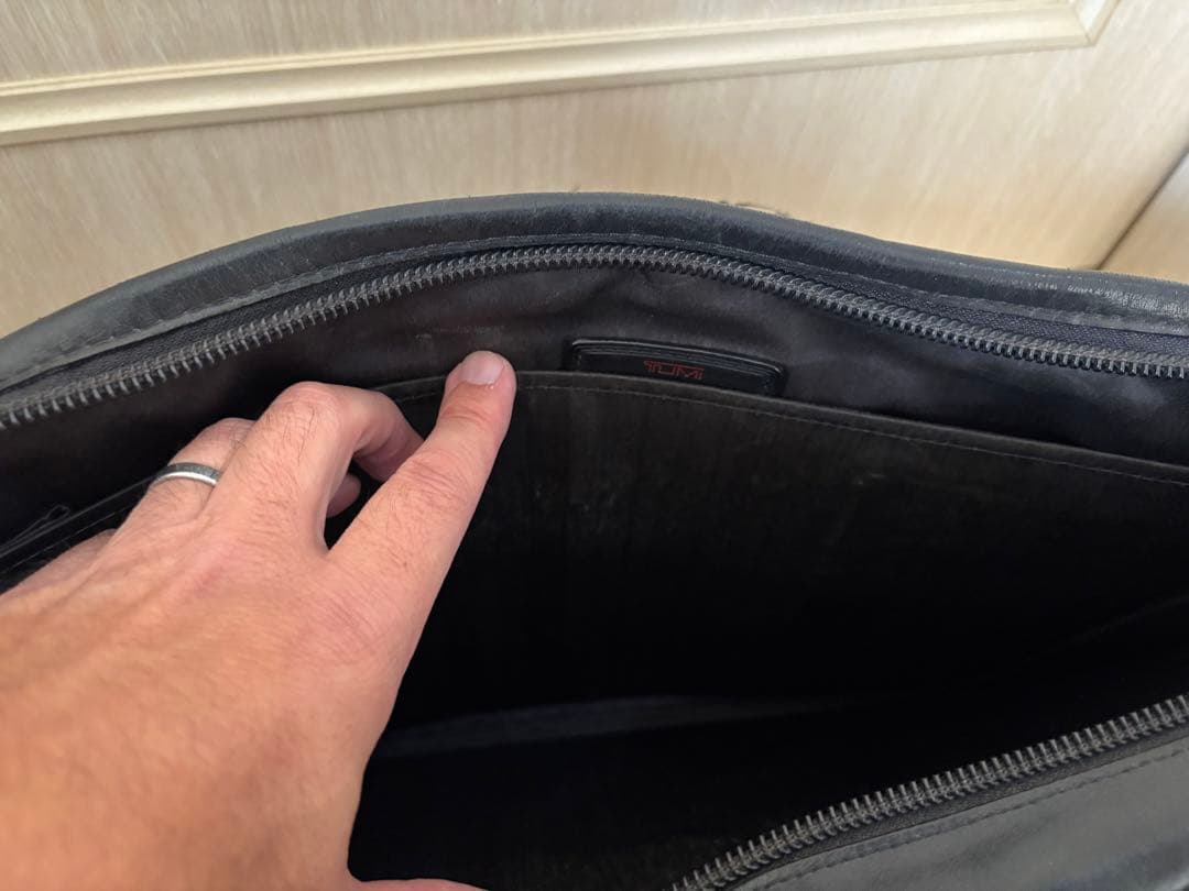 TUMI ビジネスバッグ ブラック　96141DH