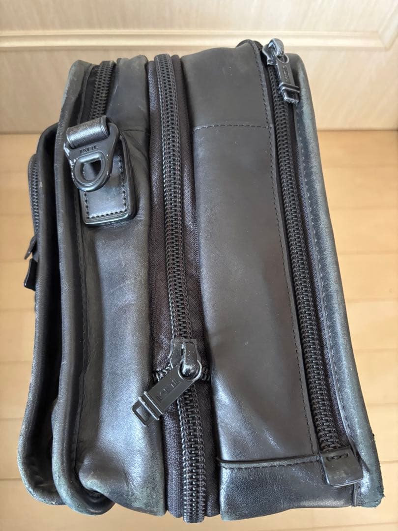 TUMI ビジネスバッグ ブラック　96141DH