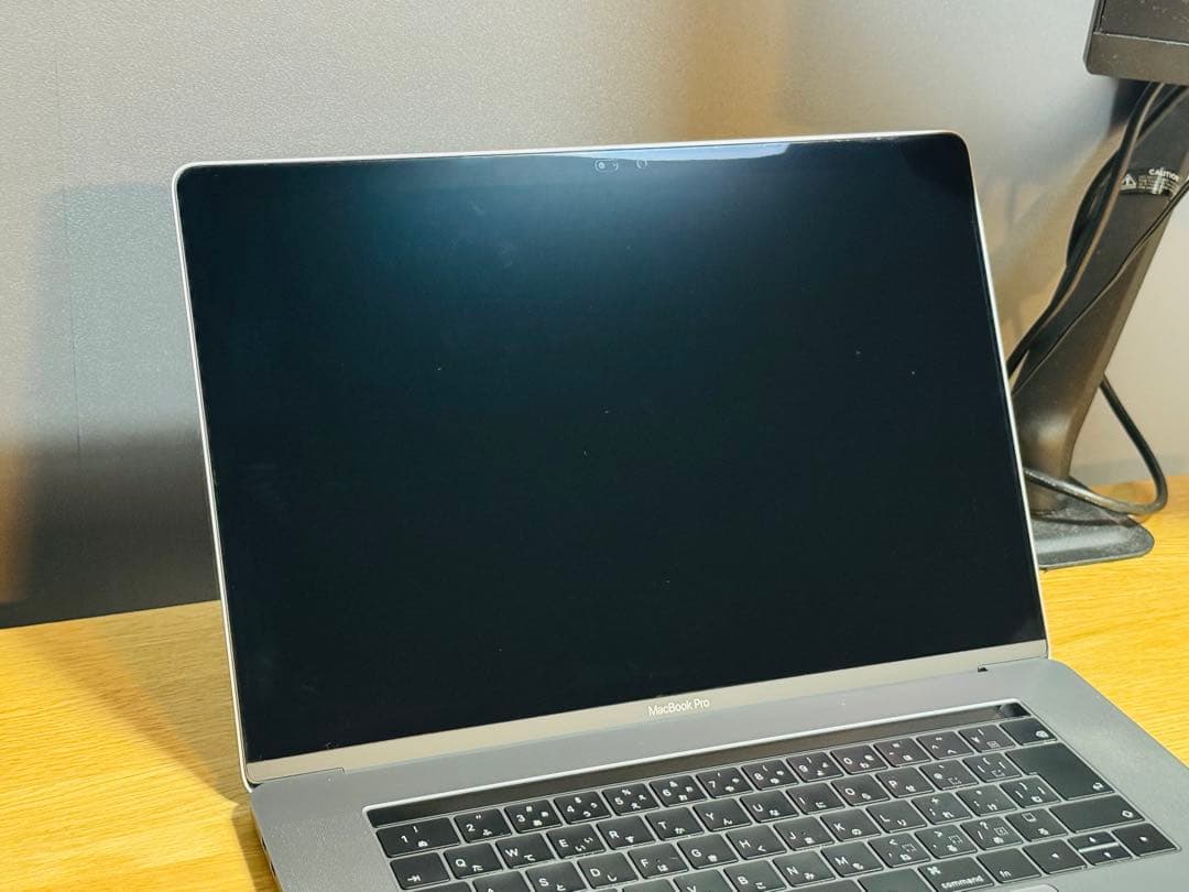 【セール】MacBookPro15 メモリ16GB 512GB グラボ4GB