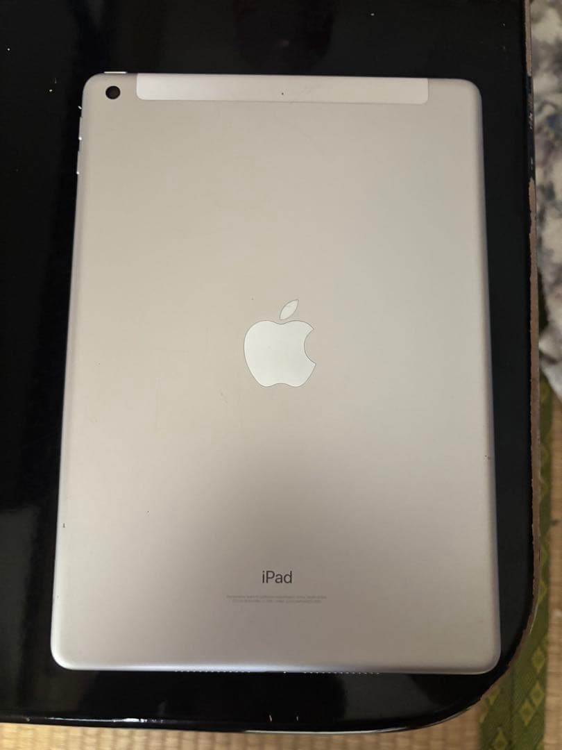 美品　iPad 代6世代　32GB