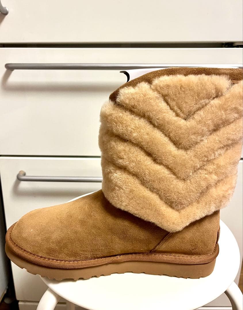 UGG ムートンブーツ ベージュ 24cm※未使用品