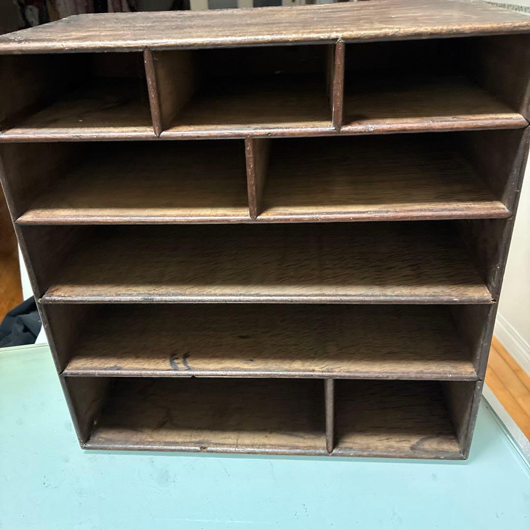 アメリカから木製引き出し式タンス 9個の引き出し付き